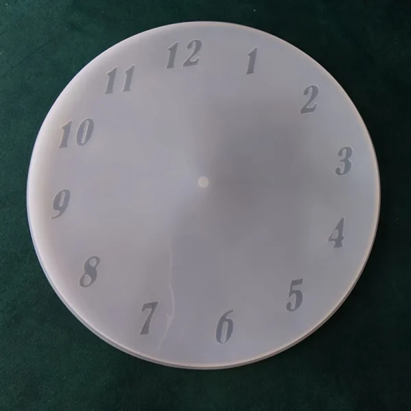 10" Clock With Numeric Number Mold